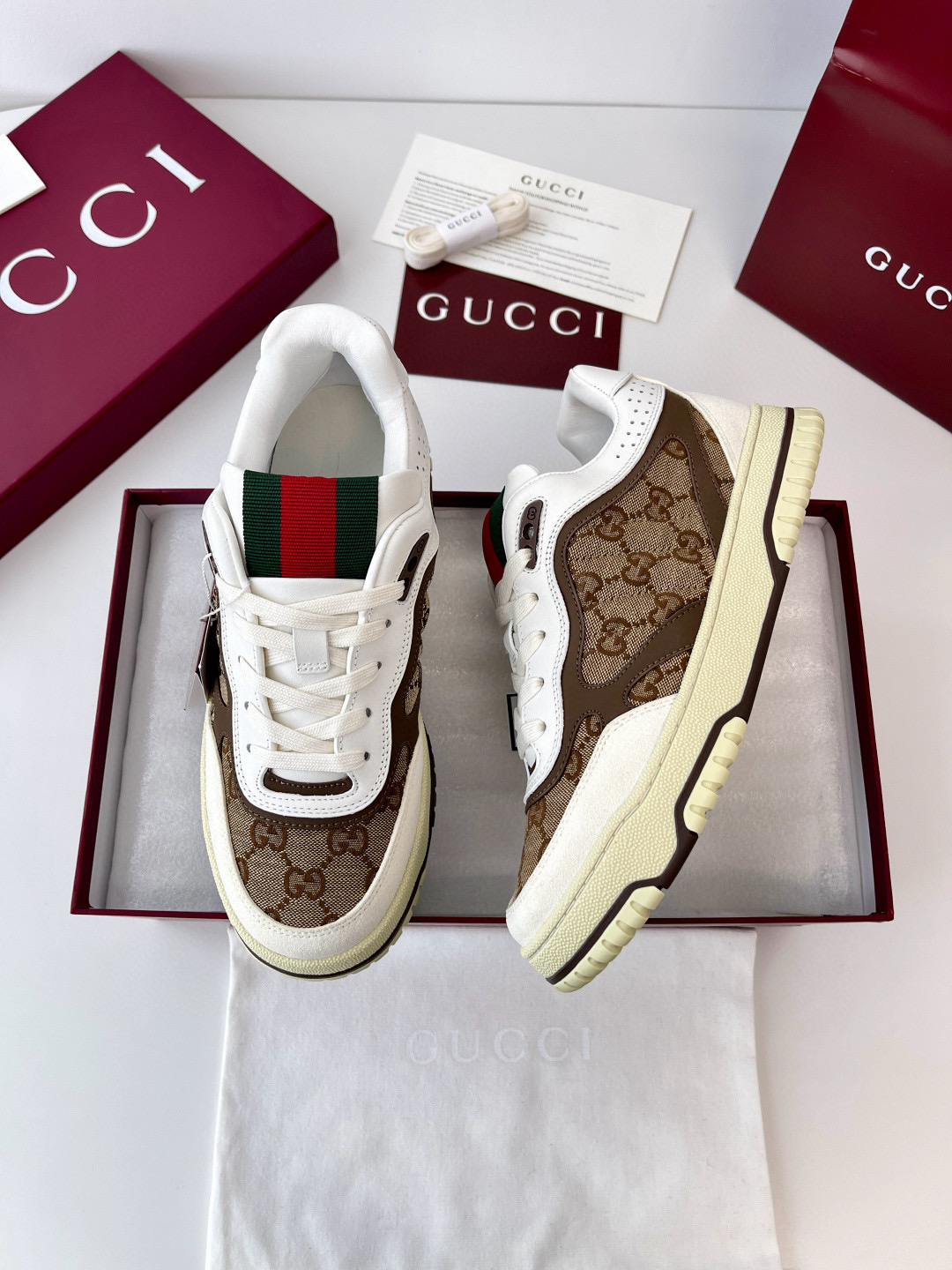 [GUCCI] 구찌 리웹 스니커즈 남녀공용