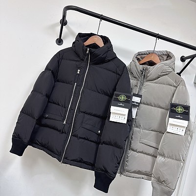 [STONE ISLAND] 스톤아일랜드 메탈 지퍼 포켓 패딩 남성용