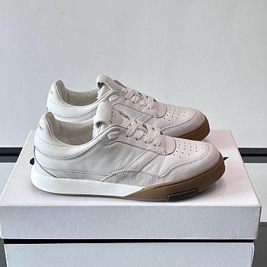 [GIVENCHY] 지방시 야드 코트 스니커즈 남성용