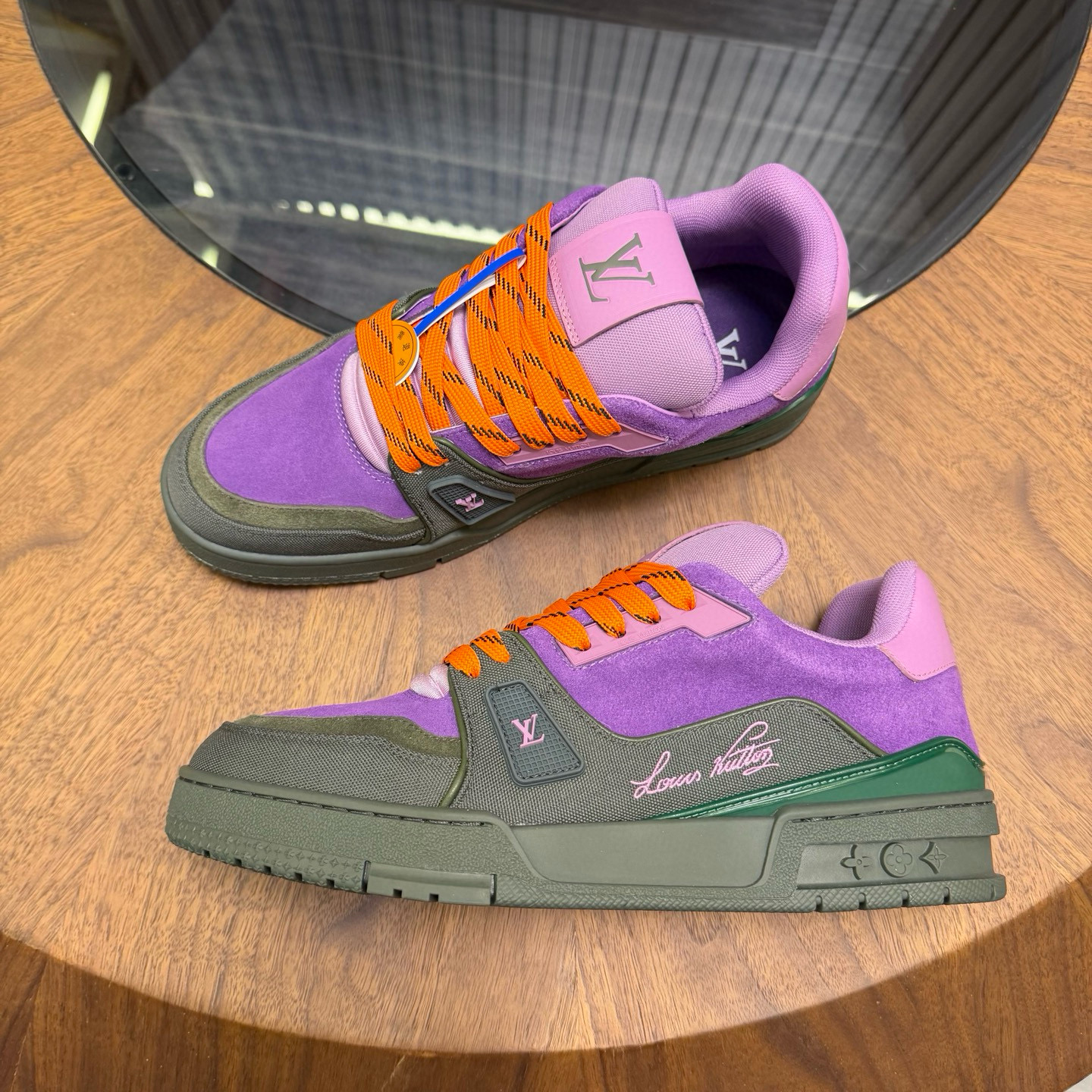 [LOUIS VUITTON] 루이비통 LV 트레이너 스니커즈 남녀공용