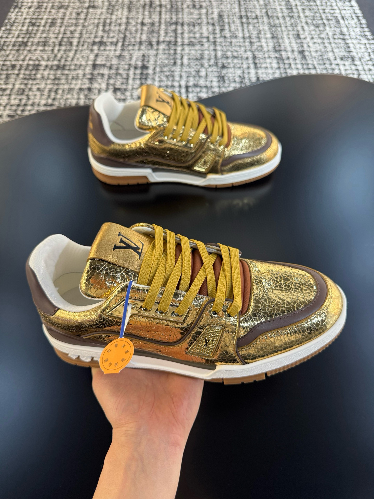 [LOUIS VUITTON] 루이비통 LV 트레이너 스니커즈 남성용