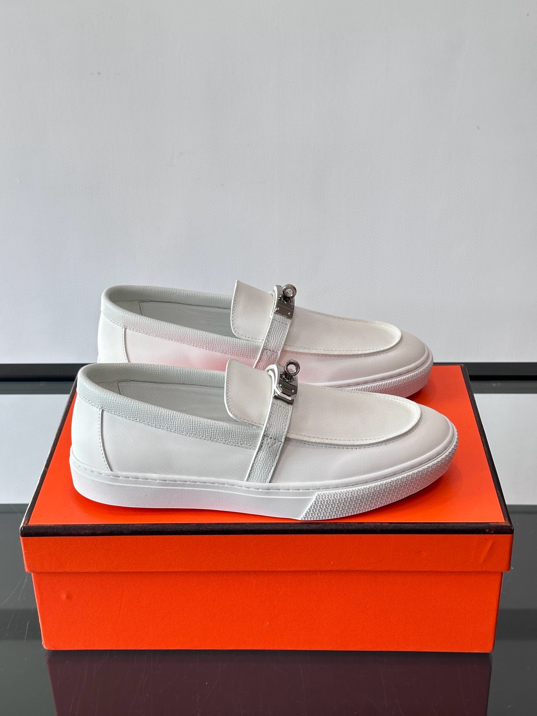 [HERMES] 에르메스 데이 켈리 로퍼 남성용