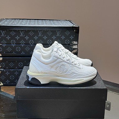[CHANEL] 샤넬 크루즈 스니커즈 남녀공용