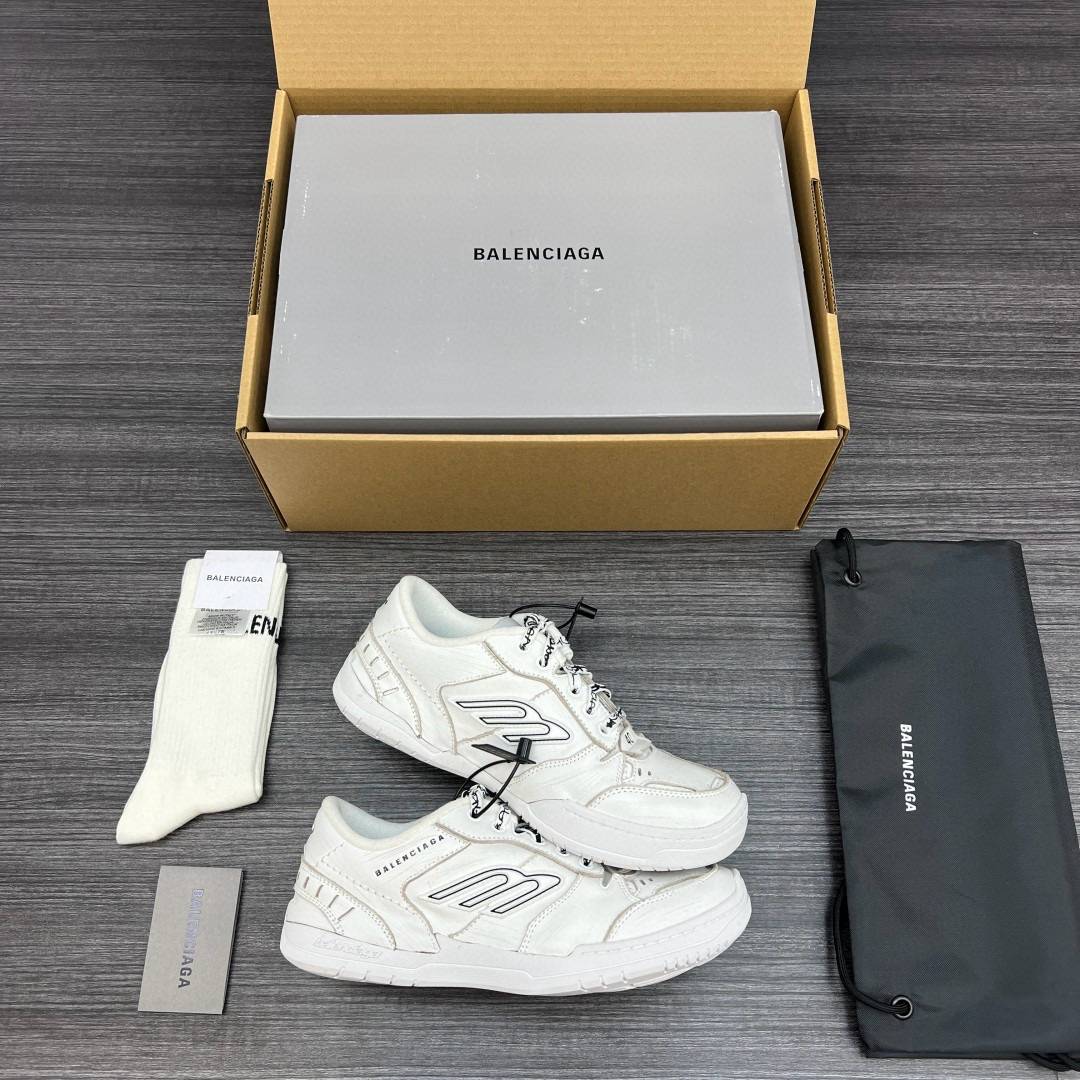 [BALENCIAGA] 발렌시아가 햄튼스 원 아웃 스니커즈 남녀공용