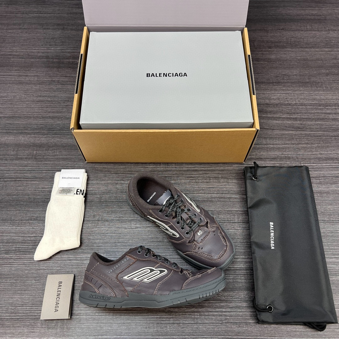 [BALENCIAGA] 발렌시아가 햄튼스 원 아웃 스니커즈 남녀공용