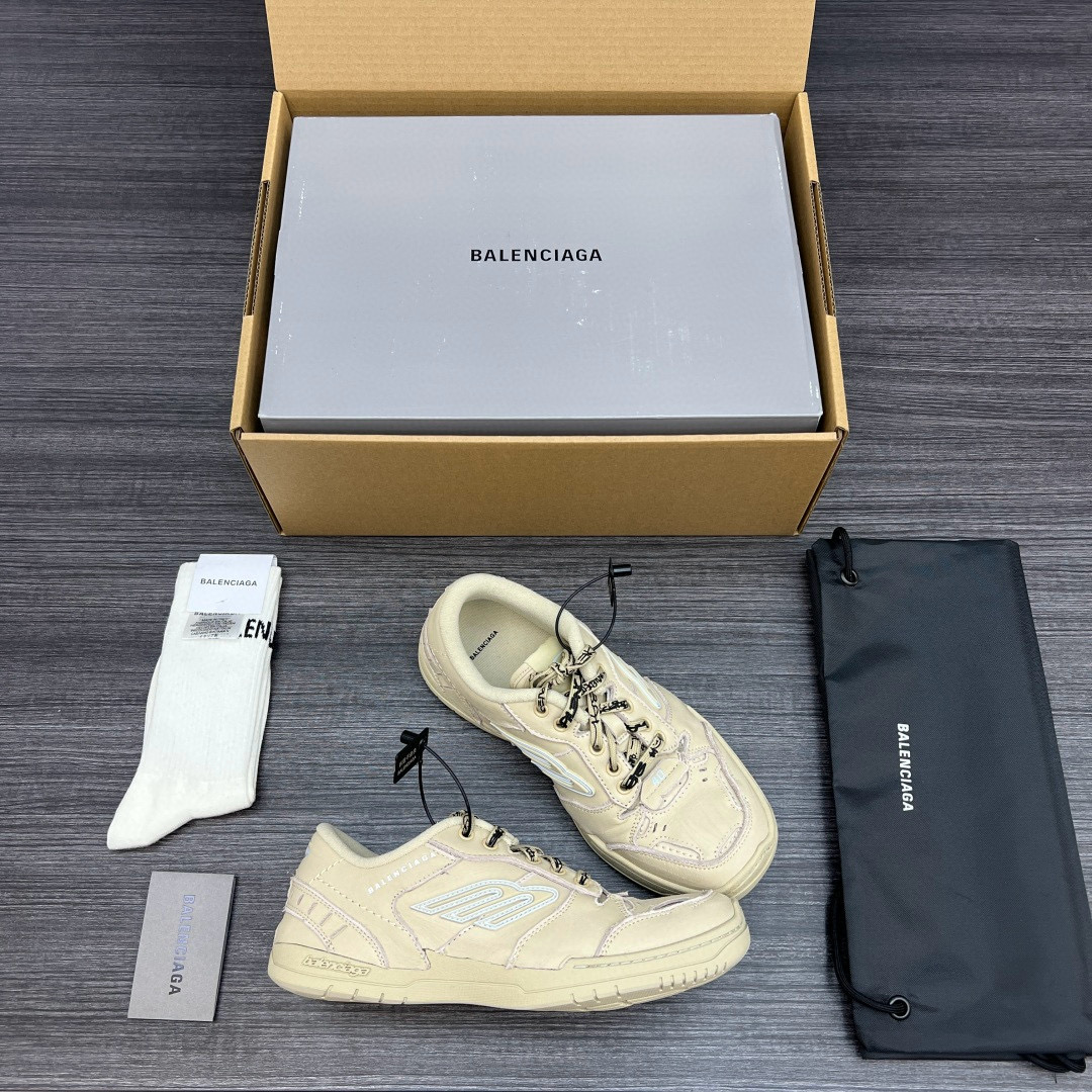 [BALENCIAGA] 발렌시아가 햄튼스 원 아웃 스니커즈 남녀공용