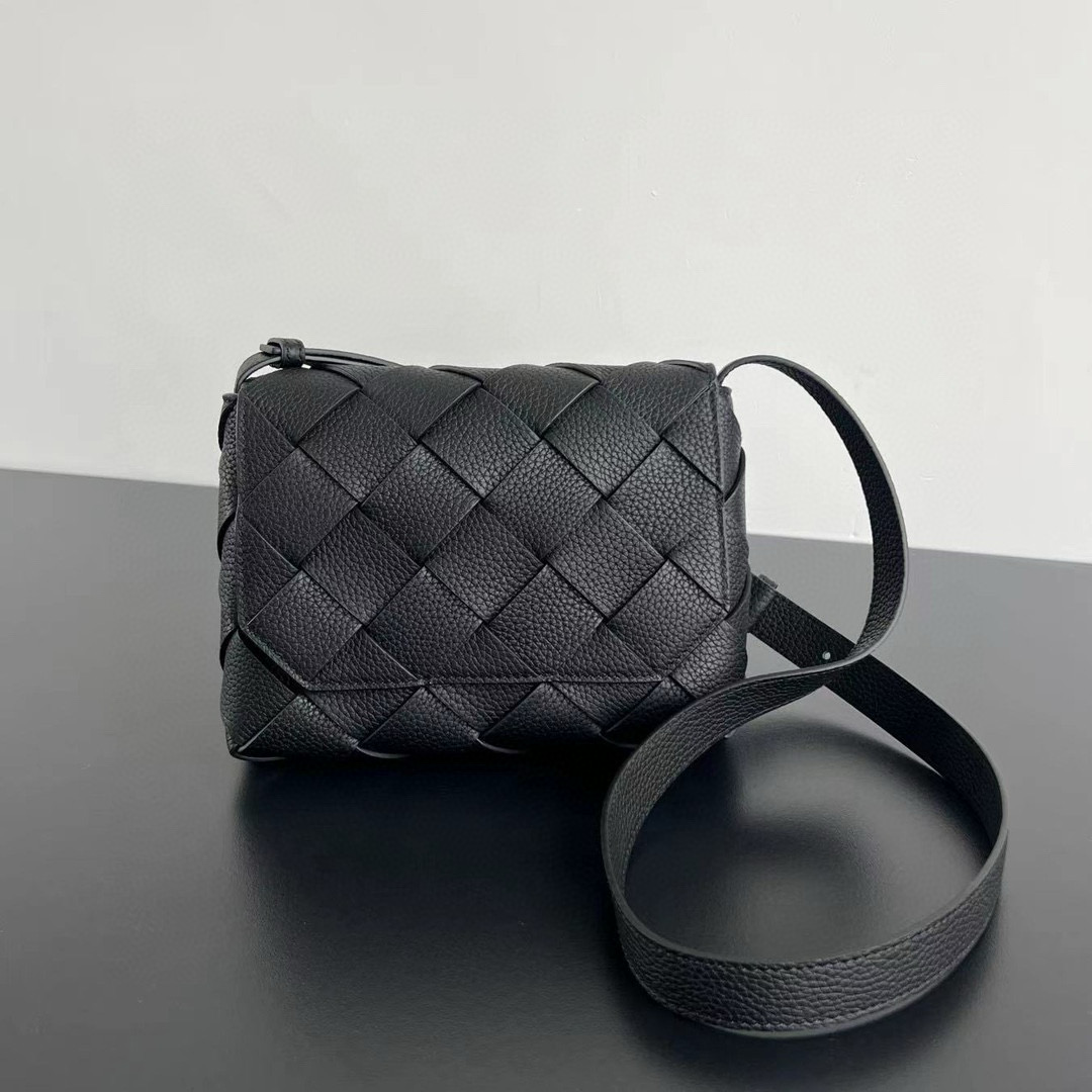 [BOTTEGA VENETA] 보테가 베네타 스몰 디아고 크로스백 795637 남녀공용