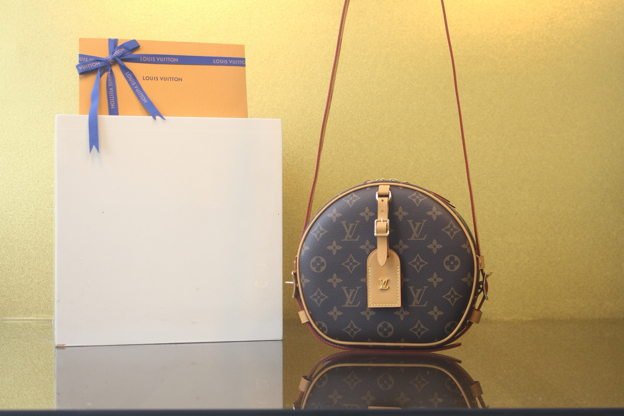 [LOUIS VUITTON] 루이비통 모노그램 부아뜨 샤포 수플 MM 탬버린백 M45647