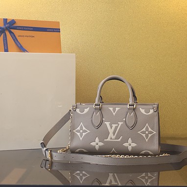 [LOUIS VUITTON] 루이비통 온더고 이스트 웨스트 M23641