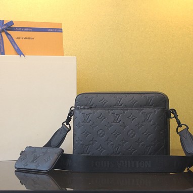 [LOUIS VUITTON] 루이비통 트리오 메신저 블랙 M46602