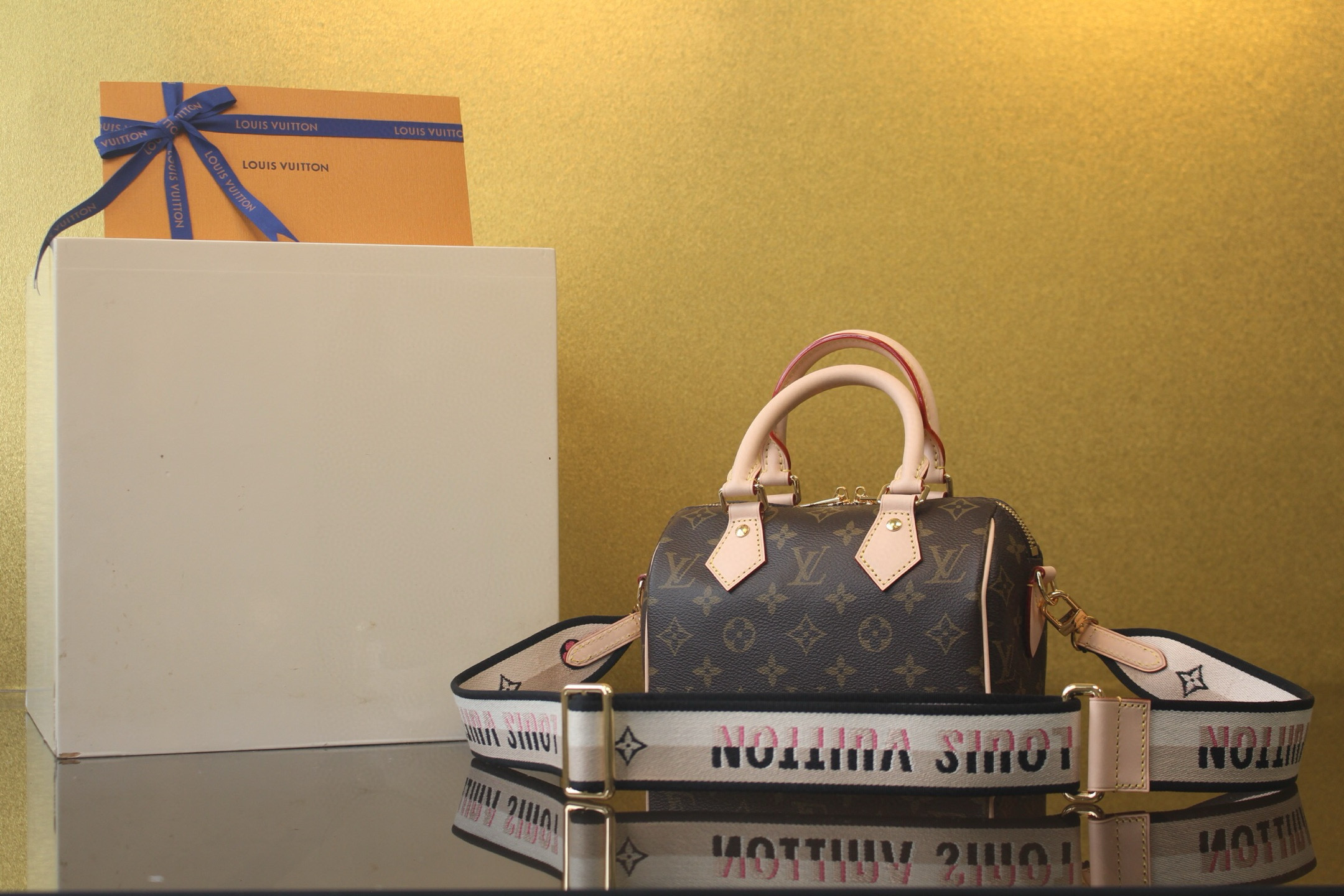 [LOUIS VUITTON] 루이비통 스피디 반둘리에 20 모노그램 M46234