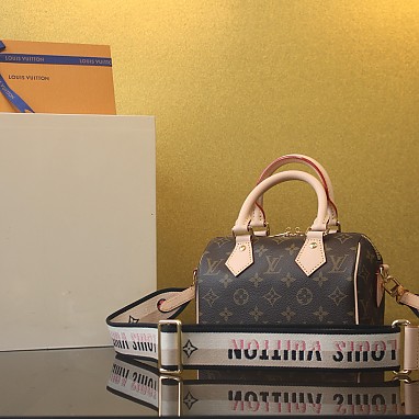 [LOUIS VUITTON] 루이비통 스피디 반둘리에 20 모노그램 M46234