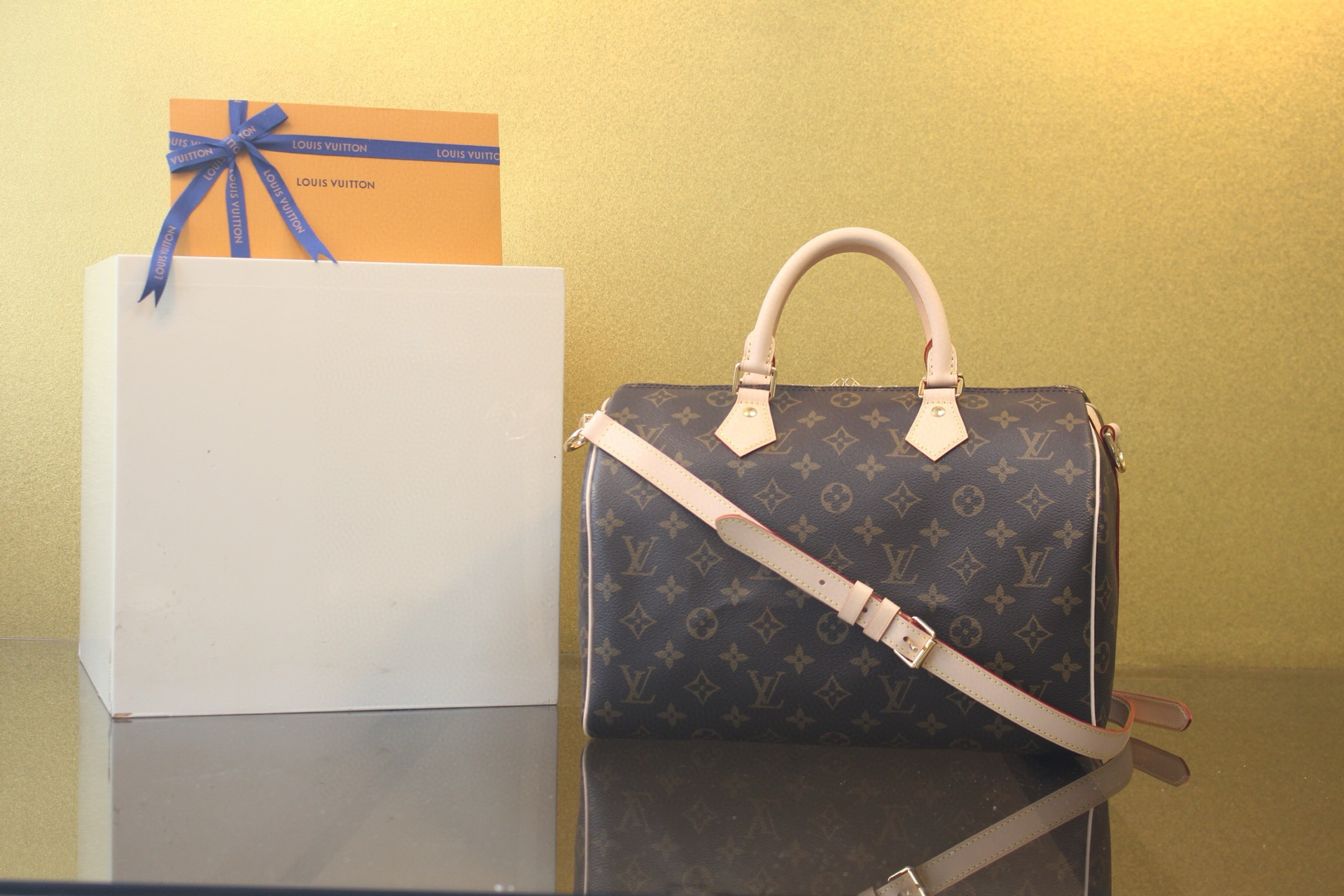 [LOUIS VUITTON] 루이비통 스피디 반둘리에 30 모노그램 M46980