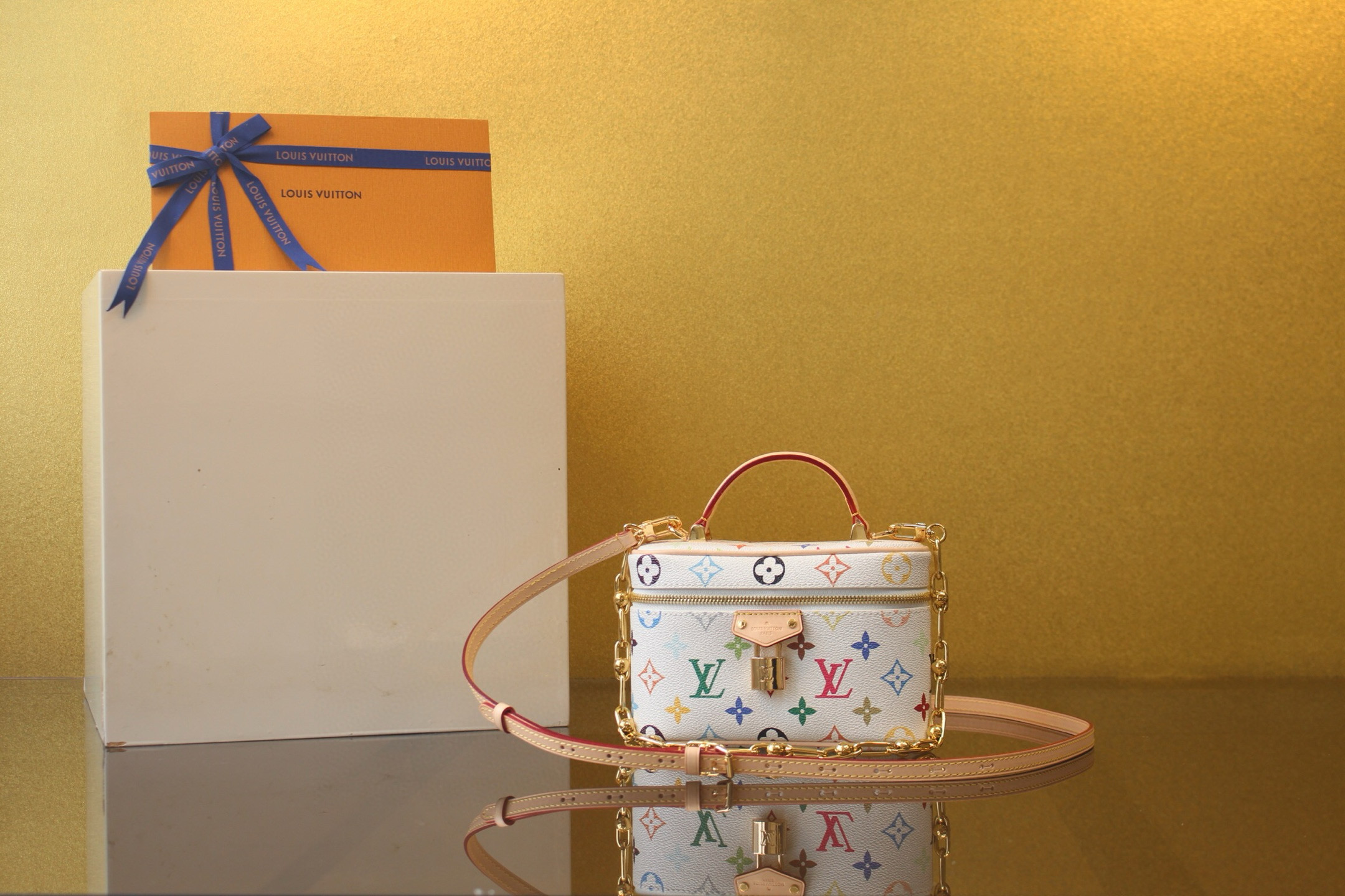 [LOUIS VUITTON] 루이비통 x TM 베니티 체인 파우치 M13662