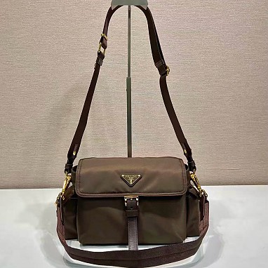 [PRADA] 프라다 익스플로어 미디움 숄더백 1BD394