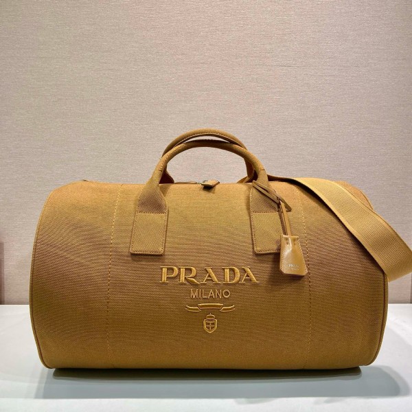 [PRADA] 프라다 엠보스드 로고 더플 백 2VC051