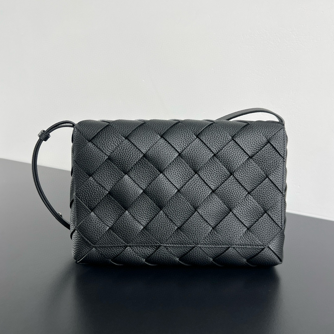 [BOTTEGA VENETA] 보테가베네타 라지 디아고 메신저백 815796