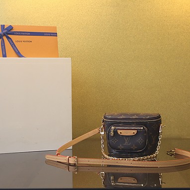 [LOUIS VUITTON] 루이비통 미니 범백 모노그램 M82335