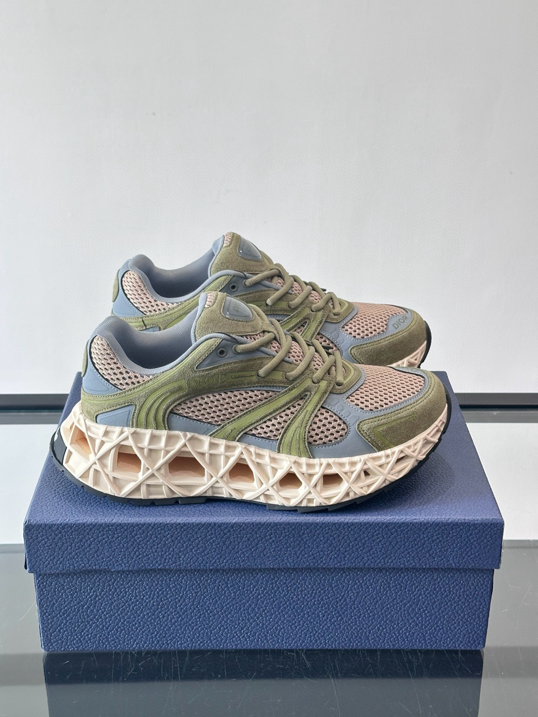 [DIOR] 디올 B35 NXXT 스니커즈 남성용