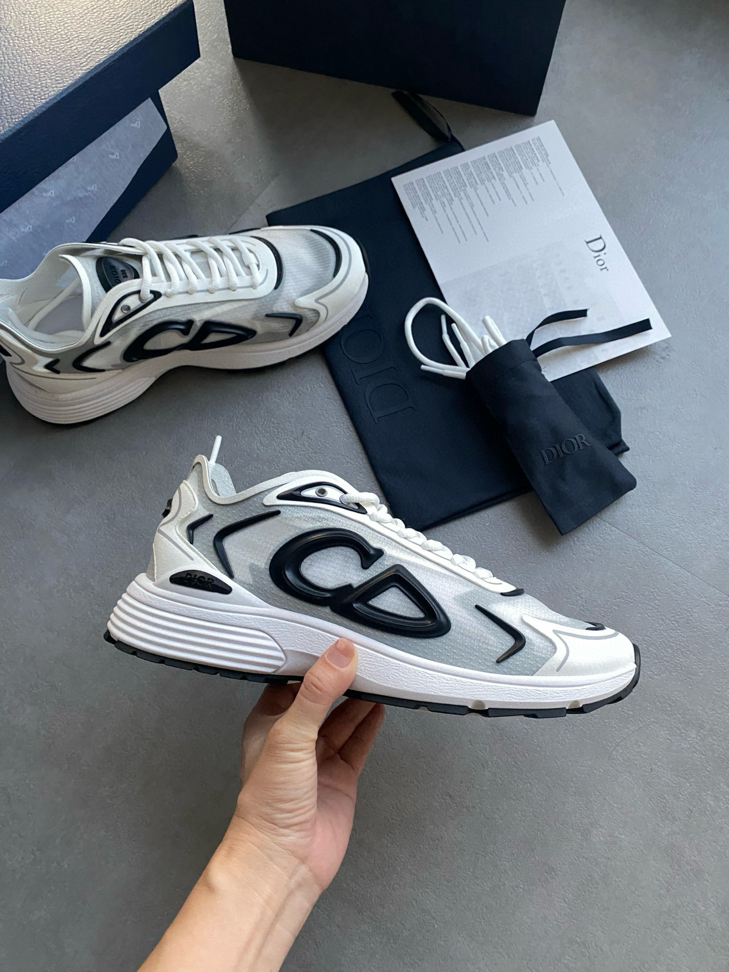 [DIOR] 디올 B30 오블리크 로우 스니커즈 남성용