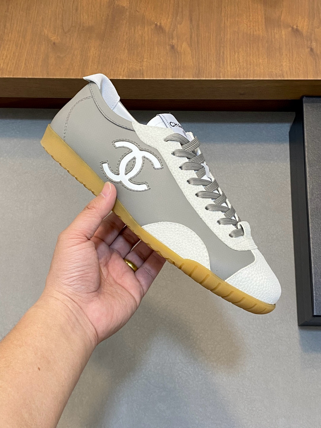 [CHANEL] 샤넬 CC로고 남성 스니커즈 G47126 남성용