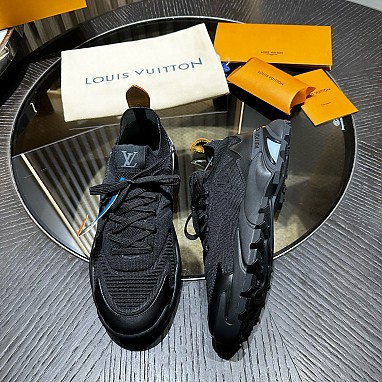 [LOUIS VUITTON] 루이비통 러너 타틱 스니커즈 남성용