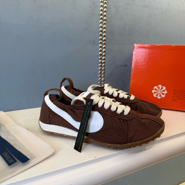 [NIKE] 나이키 x 자크뮈스 문 슈 SP 파우나 브라운 캐시미어 HV8547-200 남녀공용